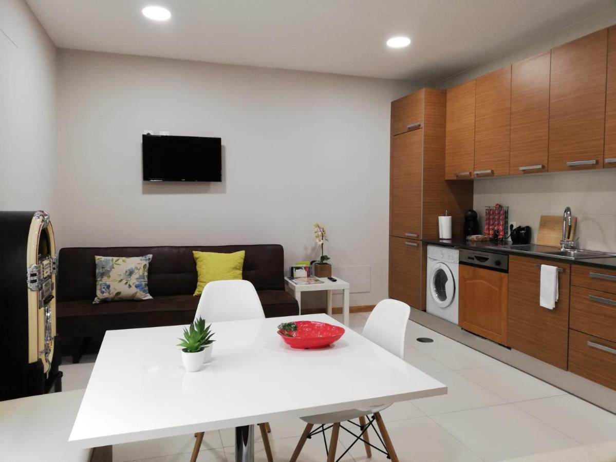 Lovely Apartment @ Aveiro'S Downtown Extérieur photo